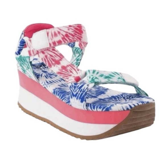 Dirty Laundry Shoes - Dirty Laundry Tie Dye Platform Sandals | Size 8.5 - New